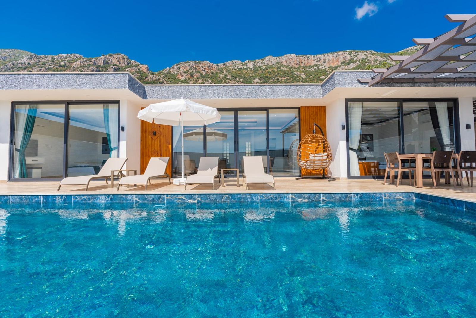 Villa Golden Sirena, dış havuz